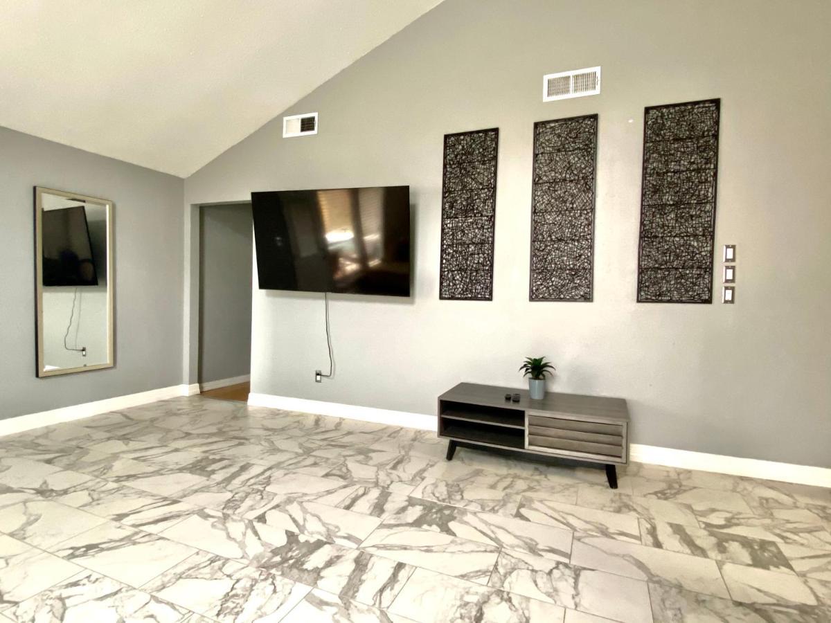 Вилла 1976Houstongem Luminous Pvtpool & Hottub Dt20Mins For Lrg Families 6Beds 2Bath Экстерьер фото