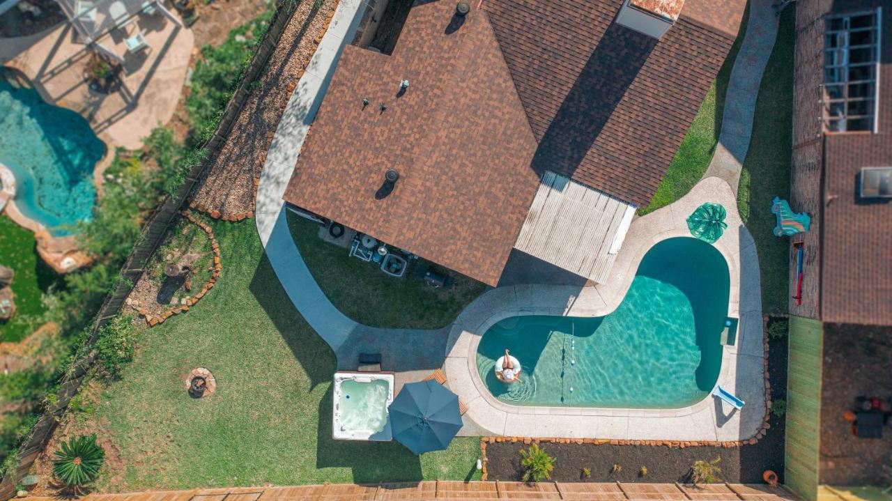 Вилла 1976Houstongem Luminous Pvtpool & Hottub Dt20Mins For Lrg Families 6Beds 2Bath Экстерьер фото