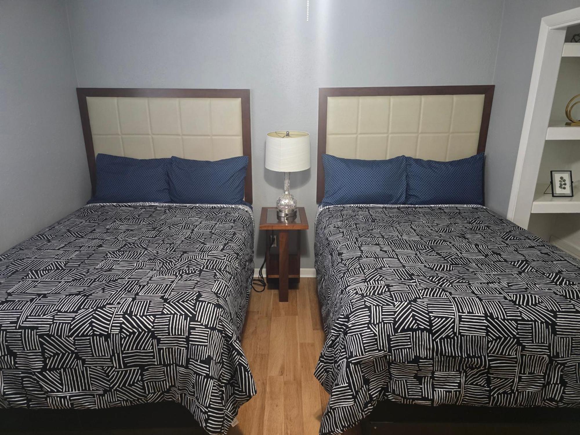 Вилла 1976Houstongem Luminous Pvtpool & Hottub Dt20Mins For Lrg Families 6Beds 2Bath Экстерьер фото