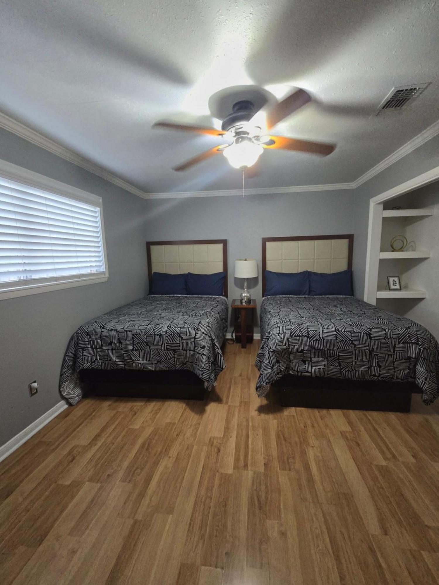 Вилла 1976Houstongem Luminous Pvtpool & Hottub Dt20Mins For Lrg Families 6Beds 2Bath Номер фото